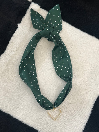 GREEN PEARL OPEN HEART SCARF NECKLACE-Accessories-Moody on Main
