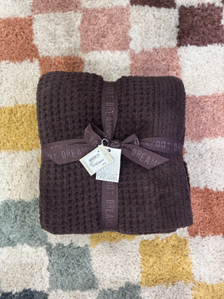 BAREFOOT DREAMS: WAFFLE KNIT THROW- UMBER